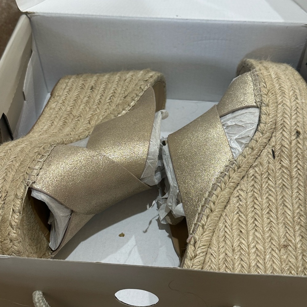 Women’s wedges - Marc Fisher